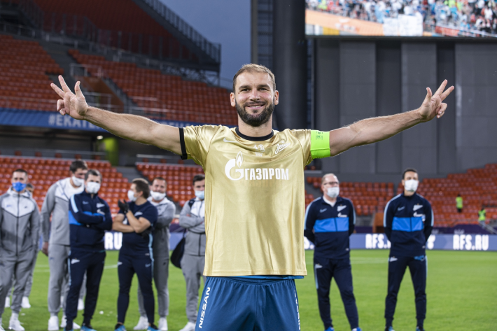 Branislav Ivanovic opuszcza Zenit, Szatow i Smolnikow w nowych klubach